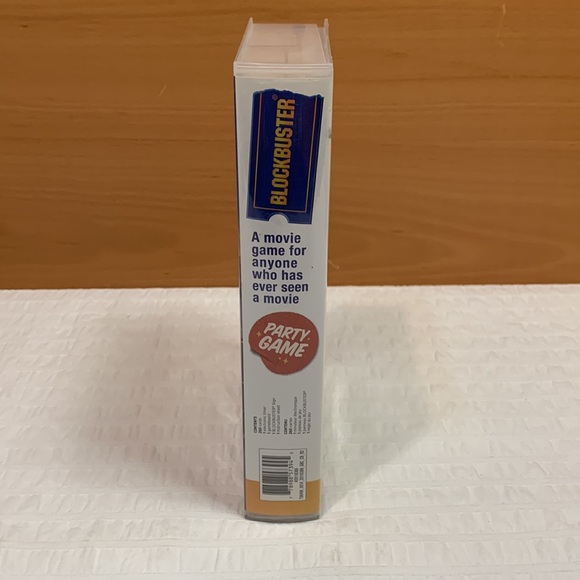 Blockbuster Movie Party Game by Big Potato Games - Picture 4 of 15